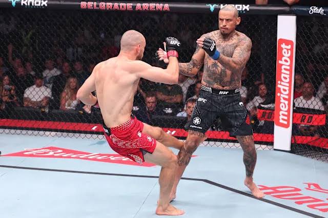 Daniel Rodriguez nach einer K.-o.-Niederlage bei UFC Belgrade